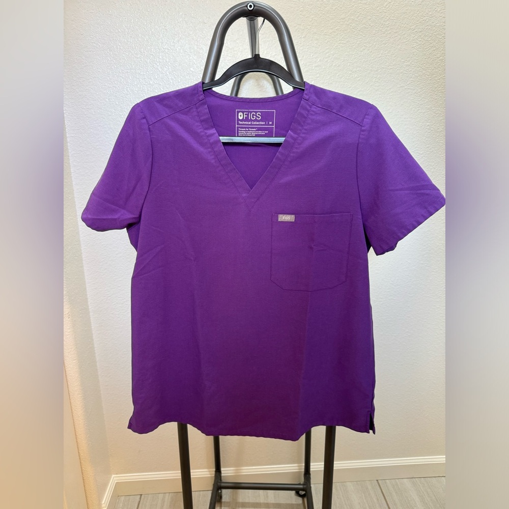 Figs scrub set size M purple color